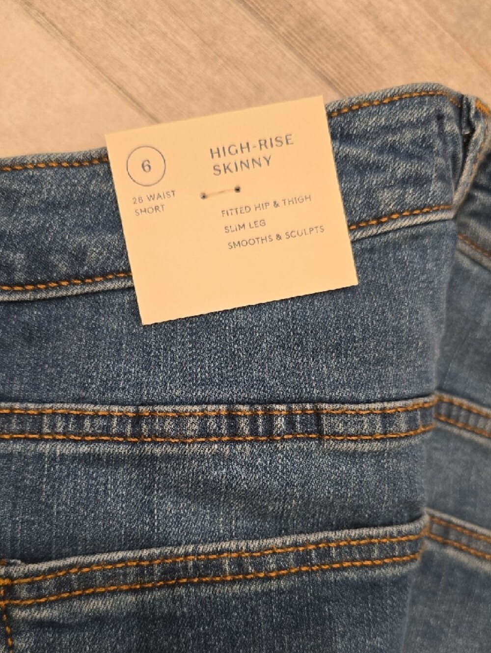 Universal Thread New Denim High-Rise Skinny Blue Jeans Medium Wash Size 6 Short - Picture 2 of 7